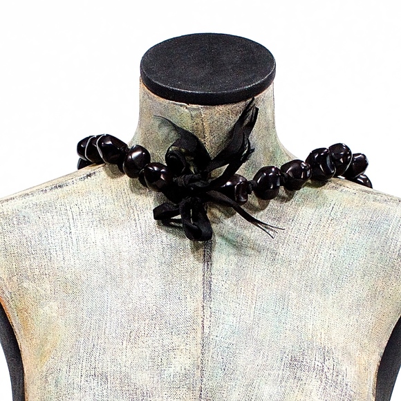 VTG 80's Long Hawaiian Kukui Nut Lei Necklace - Picture 2 of 2